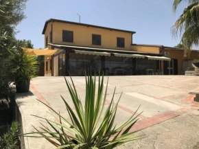 Гостиница Giardino - Poggio del Casale - Affittacamere - landlords, Сан-Катальдо 